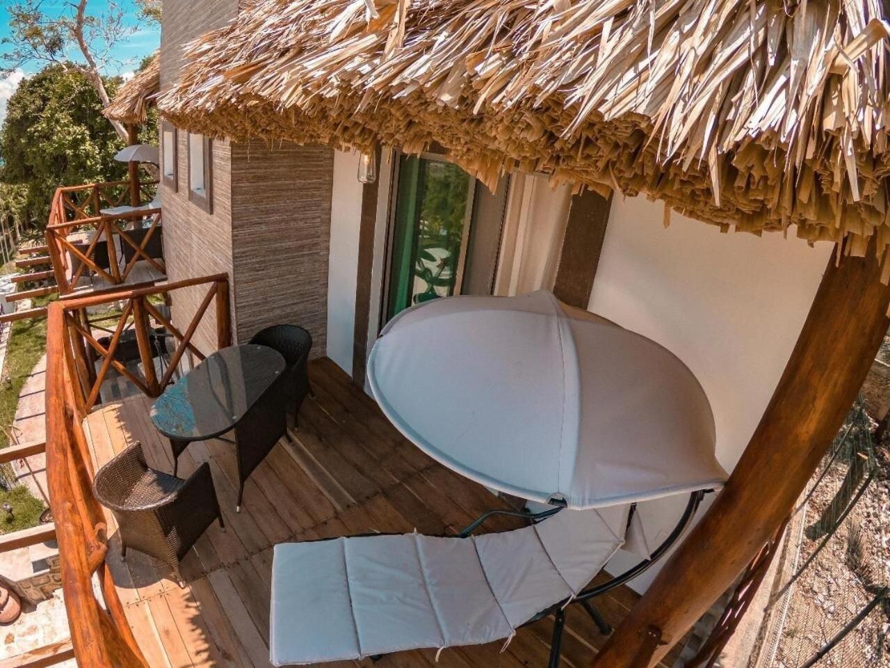 Hotel Pancho Villas Bacalar - Free Bikes And Paddles Dış mekan fotoğraf